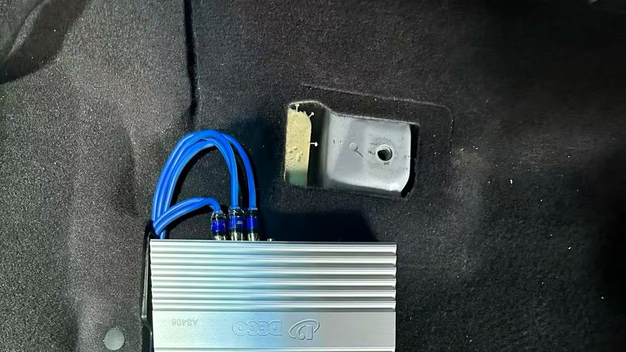 哪吒汽车音响升级案例:哪吒?NONO!此哪吒非彼哪吒,哪吒汽车争议缠身,车主却相关的湛江汽车音响改装实拍封面